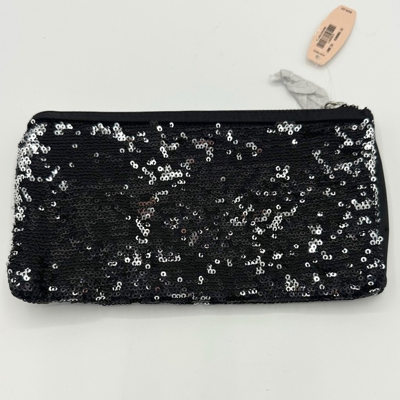 NWT Victoria’s Secret Black Sequin Clutch Bag Silver Zipper & Logo - Multi-use - Picture 2 of 6